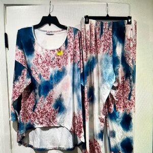 Beyond this plane turquoise and pink tie dye long sleeve tee and lounge pants XL